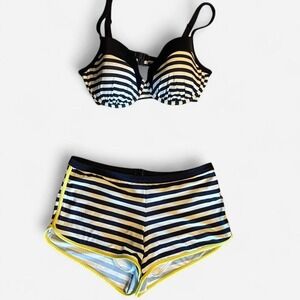 Boden Yellow and black striped plunge 34 DD bikini top and boy shorts Sz 6
